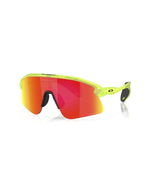 Lente Oakley Stunt Devil S Matte Uranium Ruby™