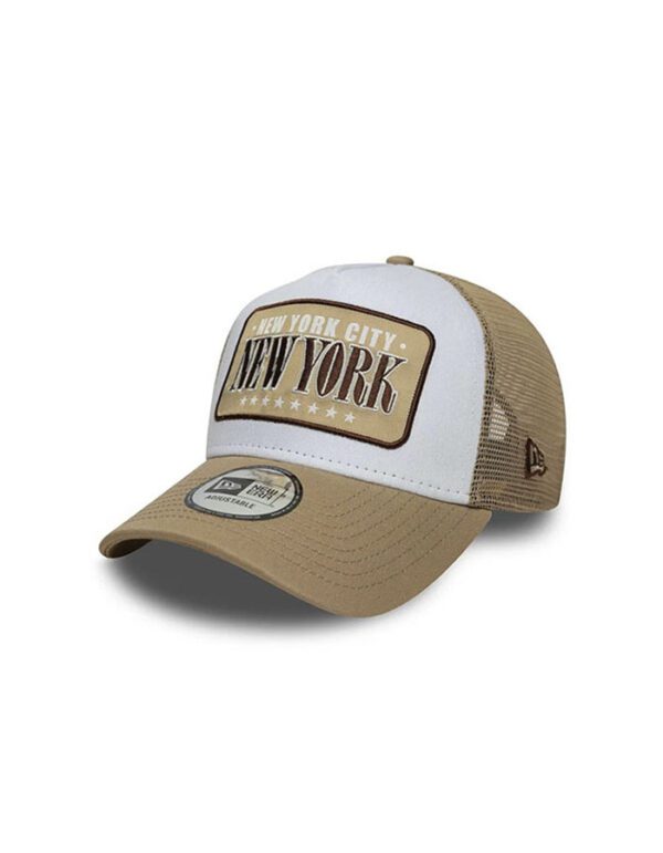 GORRA NEW ERA 9FORTY A-FRAME LOCATION PATCH TRUCKER - Beige